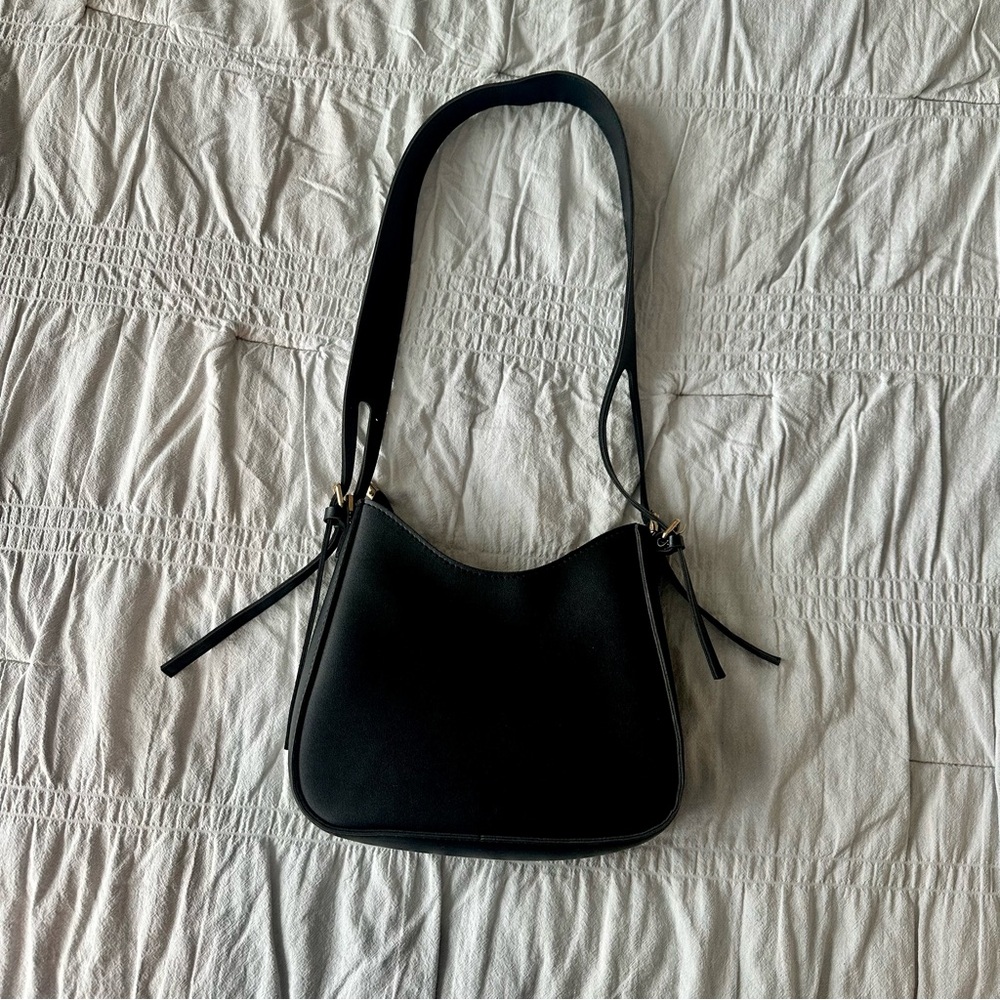 Black Shoulder Bag